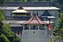 Le temple de la dent de Buddha à Kandy